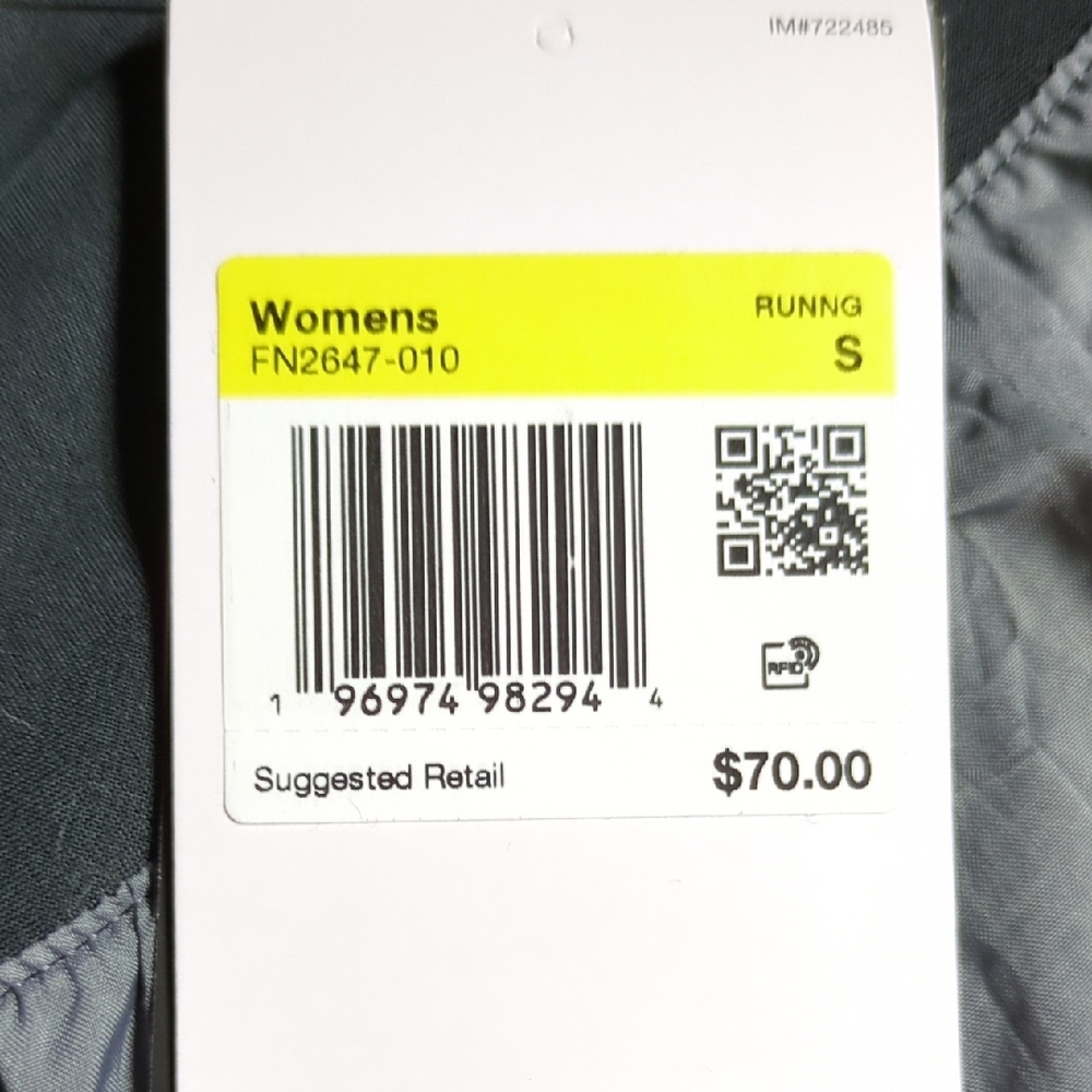 Nike Women's Silver and Black Reflective Trail Running Shorts - Picture 12 of 12